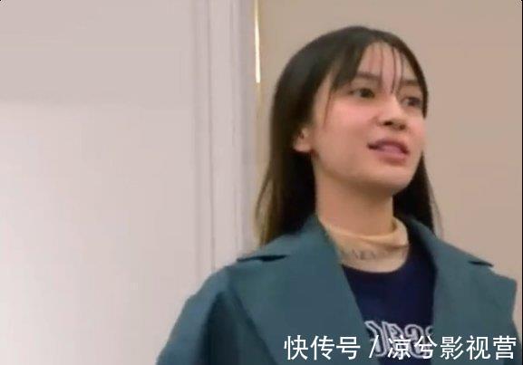 突袭|baby没来得及化妆，被导演组突袭闯入，素颜照被疯传