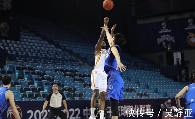 杨学|练兵失败,山西男篮醒的太迟!外援抢眼,却丢了团队之力!