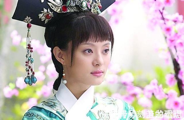 白团扇#自古深情留不住,一首流传千年的宫怨诗,一针见血指出真相