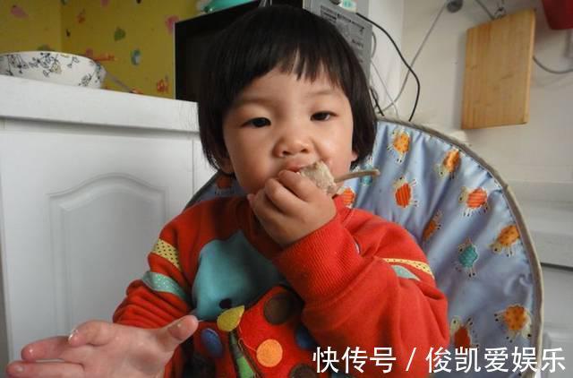 补品|立秋后,常给娃吃2种水果,儿科医生直言增强体质,娃食欲好