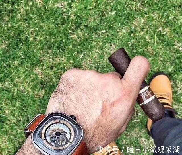 复刻表是不是代号厂家生产的呢？玩复刻表应该抱怎样的心态