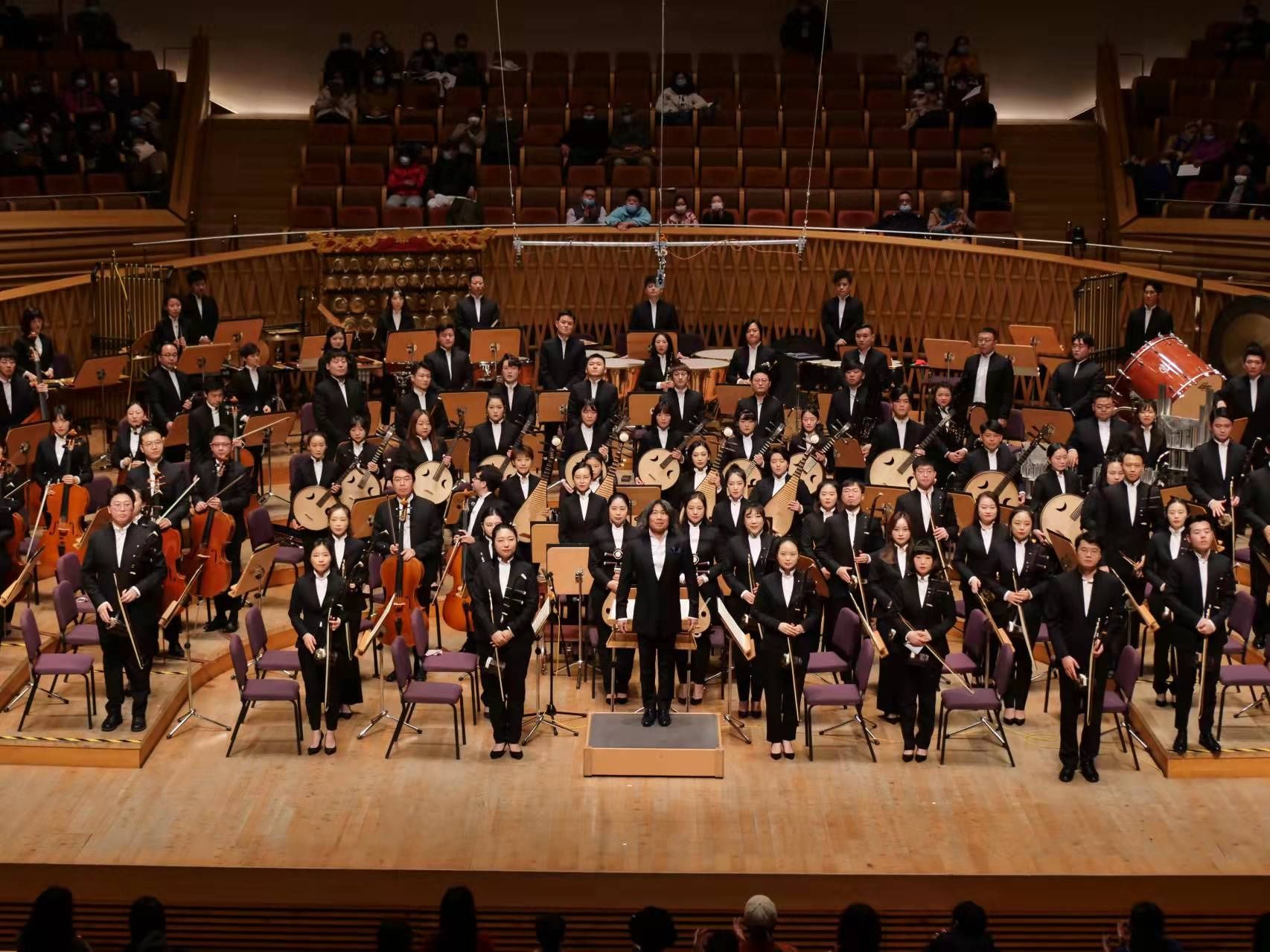 民族管弦乐团#致敬抗疫精神!苏州民族管弦乐团携原创作品《光明》亮相申城
