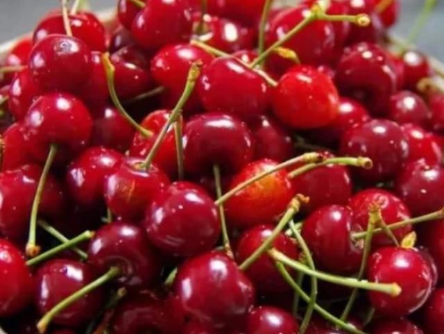 雪莲果|糖尿病的“冤家”被找到了,工资少也要常吃这4物,血糖或能悄悄下降