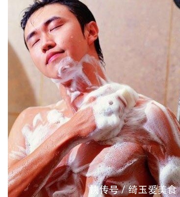 谨记|高血压,谨记早起三不做,饭后三不急,睡前三不宜,降低血压峰值