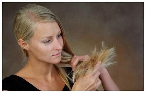 睡眠时间|女人出现5个“表现”，或许是开始“衰老”了！很多人没注意