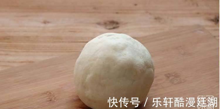 好吃|土豆新吃法，不用炸也不用炒，营养好吃，当早餐或下午茶都不错