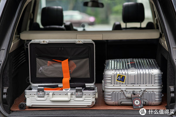 铝框|除了网红爆款 还有默默无闻的“国王”:EAZZ新款铝框登机箱