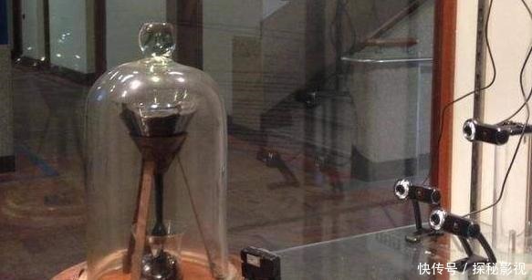 帕雷尔 沥青滴漏实验90多年才见证9次,熬走2名教授,究竟想证明什么!