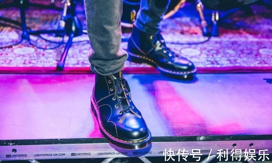 时尚圈 “马丁靴”再不火,我都替时尚圈可惜了,百搭又有型,关键还显高