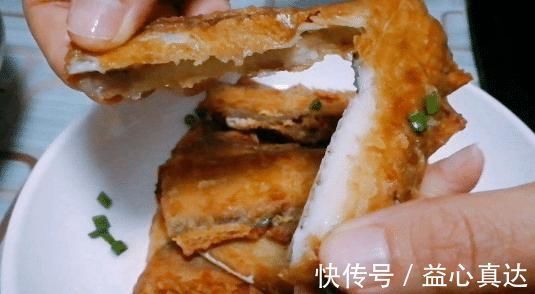 炸带鱼时,用面粉好还是淀粉好?厨师教我正确做法,带鱼酥脆美味
