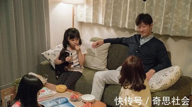 家庭|多子家庭中,哪个孩子会最孝顺父母应该牢记孝顺和出生顺序无关