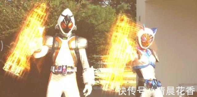 宿舍|假面骑士宿舍里值得模仿的变身动作，流氓甩手好评，女生也能学