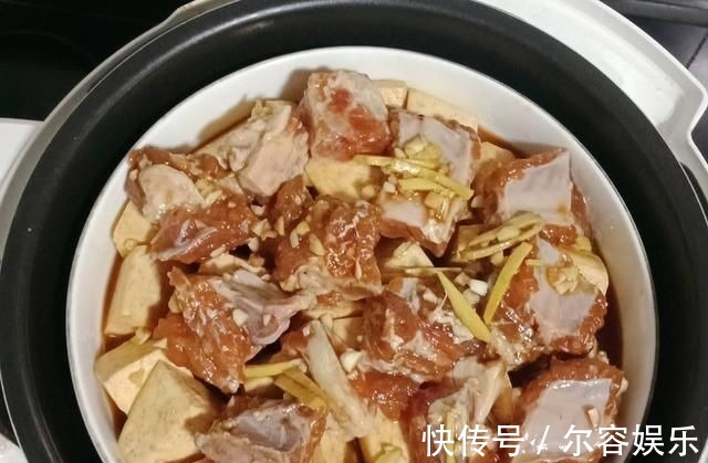 黏液蛋白|它是“碱性食物王”，女性可多吃，头发变顺滑，腰肢更细了