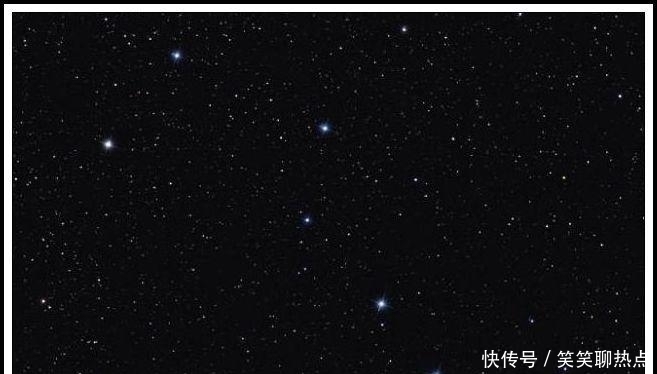 人眼 为什么人眼晴能一下就能看到几十亿光年的星星?