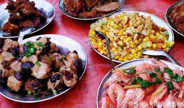 波社|充满乡土气息的婚宴,大块吃肉,大碗喝酒,太过瘾了