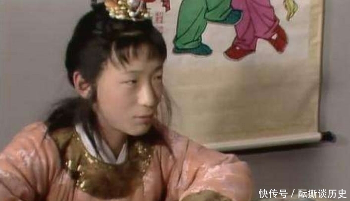 红楼梦|不爱宝玉爱贾环,红楼梦中这两个丫鬟,把温柔给贾环,情自有定数