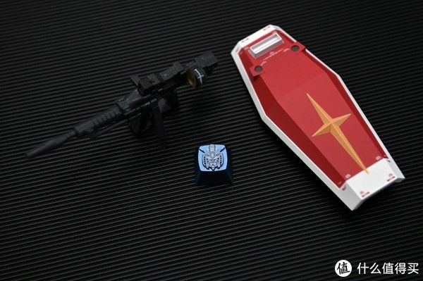 ikbc|童年的回忆——ikbc×ZOMO高达金属键帽