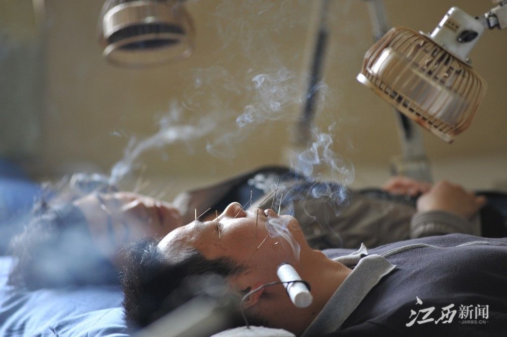 强省|江西日报整版关注中医药强省建设：“望闻问切”江西中医药