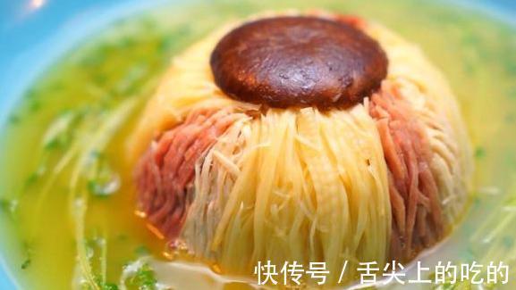 天气寒冷,碰到这牛奶麻辣烫,我绝不手软,真香!吃完浑身暖烘烘