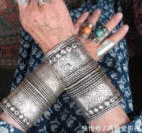 藏银苗银竟然不是银,知道真相你还会抢着买吗