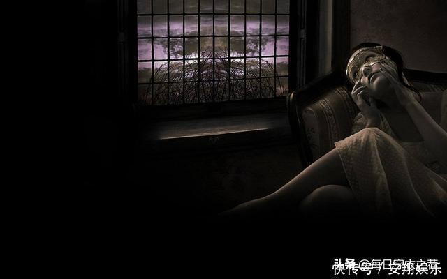 女人过了40岁,少穿黑裤子!日式新穿法:毛衣+裙子,又美又嫩