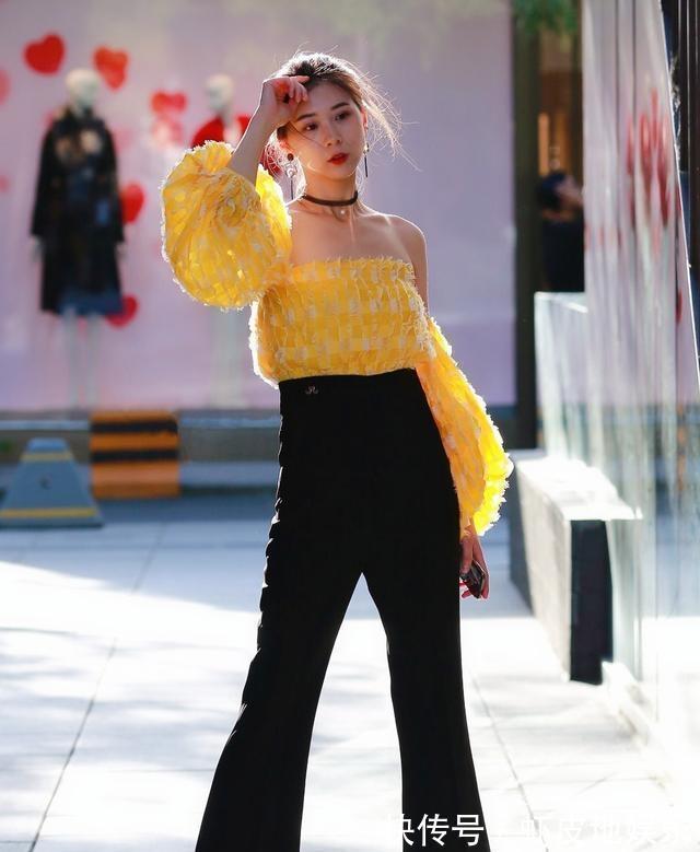 背带裤|高挑多姿的打底裤美女,选择时髦装扮,时尚美丽