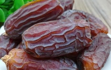 椰枣|肝不好的人注意,平时尽量常吃4物,养肝排毒,“肝病”不来扰