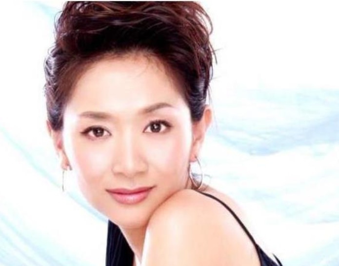 節目|王芳不再隱瞞,揭開與王為念的真實關系,這就是單身至今的理由