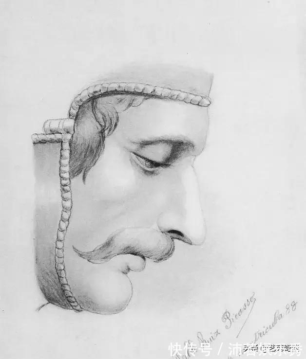 人体#为了画好人体素描,她把自己当人体模特,一画就是30年