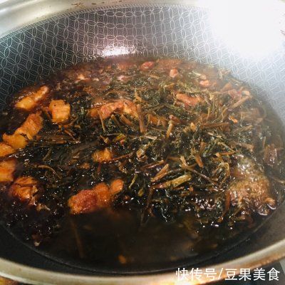 大厨|跟饭店大厨学的梅干菜生煎包的做法，果然好吃到没朋友