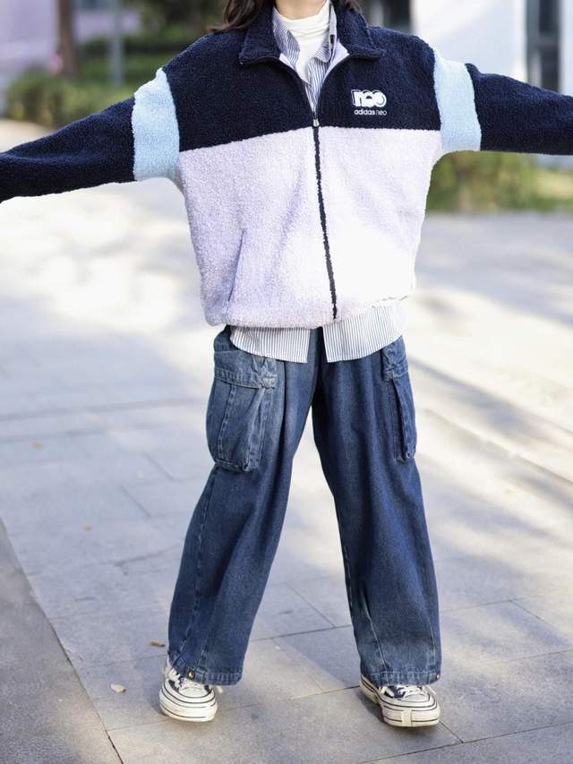 穿搭|早秋想要穿出甜美少女风，这几件外套一定少不了！想不时髦都难