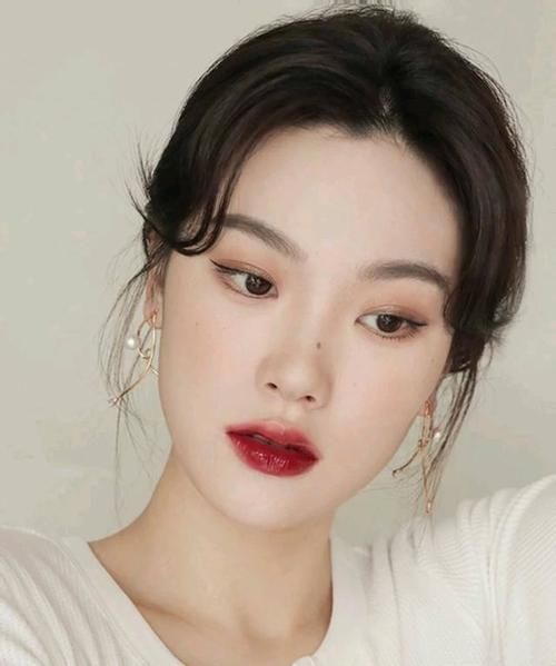 市面上的热门面霜，有的物有所值，但有的效果真的一般，你用过没