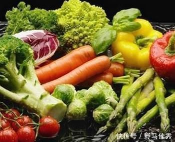 烧麦|2种蔬菜是孩子发育的“绊脚石”,3位专家提醒:长高慢,假期少给娃吃