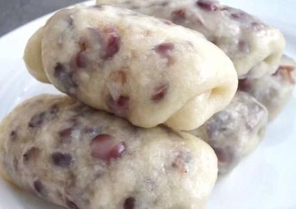 我家红豆从来都不煮,加上一碗面粉,蒸一蒸,软糯香甜超好吃