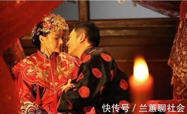 民间故事$包拯为破案出了一上联,一书生对出下联后,包拯:你就是杀人凶手