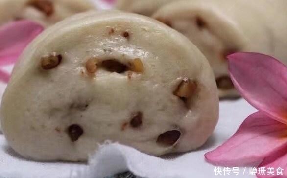 面粉放入此物,做出越嚼越香的馒头,孩子说比白馒头好吃太多
