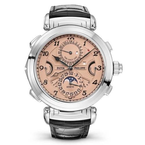 水鬼|水鬼、海马不便宜，买得起这块“三文鱼”的男人，身家至少10亿