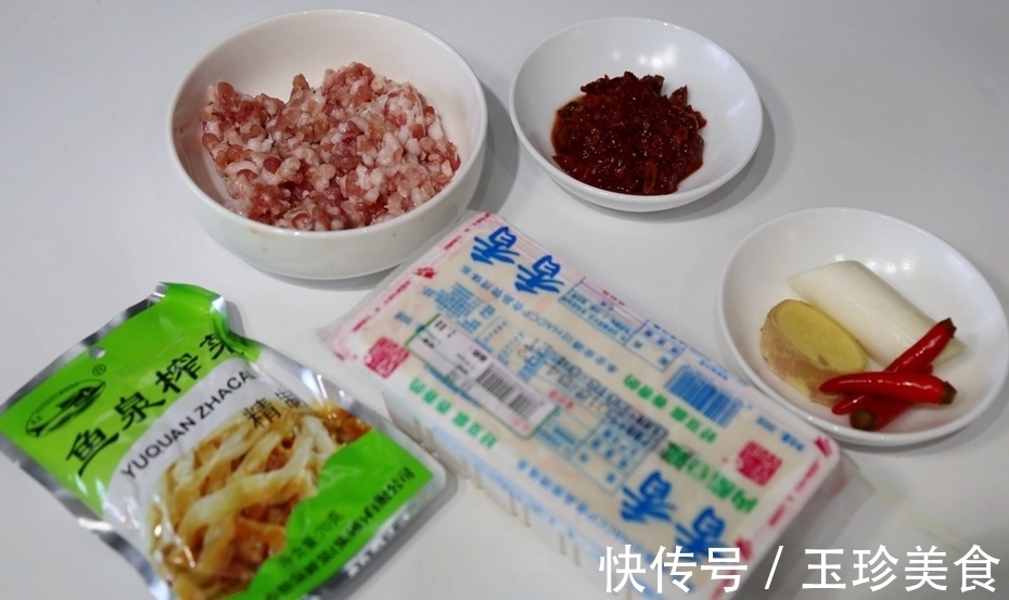 内脂豆腐|豆腐吃了几十年，第一次如此做，30年大厨亲授，太香了，只花5元