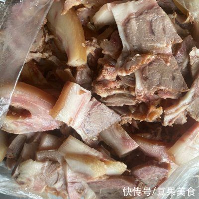 做法|你干锅猪头肉的正宗做法，简单几步，越吃越上瘾