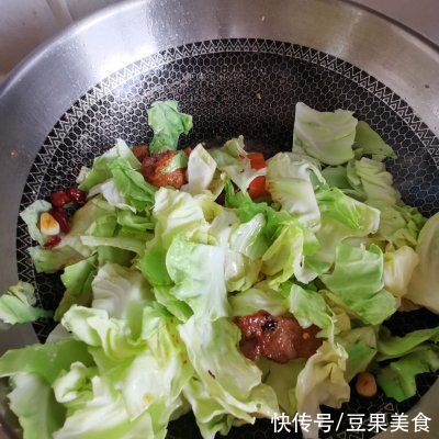 餐厅|学会手撕包菜,把餐厅味道搬回家