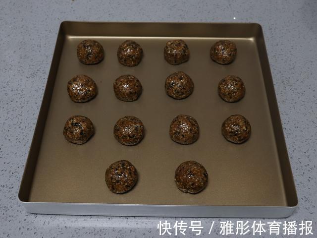 核桃仁|燕麦黑糖饼干，自制饱腹感零食，零失败