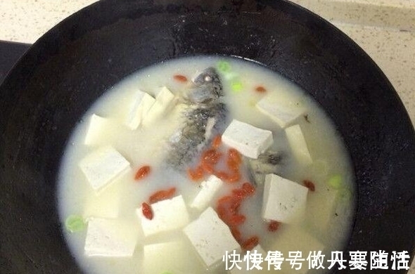 乳白色|你还在吃红豆薏米吗?老中医告诉你,祛湿“它”更好100倍!