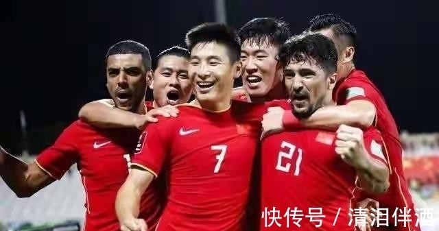 球员|洛国富、阿兰、艾克森等人回到巴西,归化球员在中国挣了多少钱?