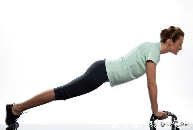 俯卧撑|俯卧撑做不起来怎么办？教你1套训练方法，完成标准动作很轻松