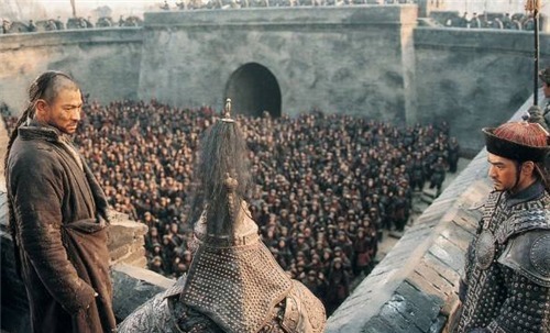 谭绍光|李鸿章亲设“鸿门宴”，八位将军欣然赴宴，筷子没动却已人头落地