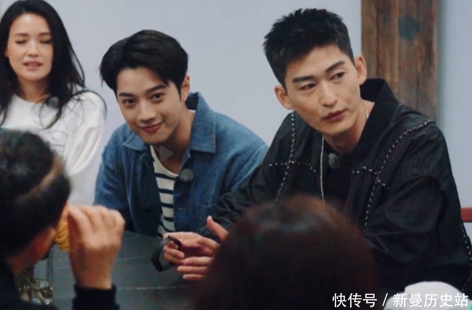 热播剧 出道12年,演过十多部热播剧,如今张翰却回答不出自己的代表作