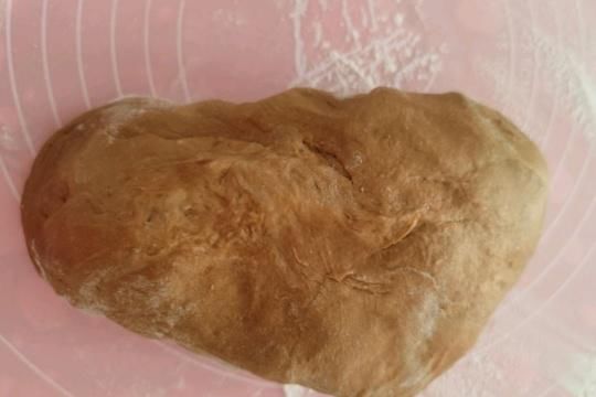 中筋面粉|蒸红糖馒头，不要只加酵母，面里加一点它，香软有嚼劲，个个开花