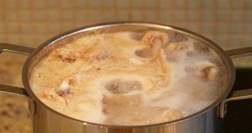 牛骨汤怎么做汤才浓，口感醇厚？