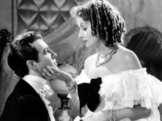  羡慕|这本书中，男女主双方爱情让人羡慕，二人的爱非常浓烈