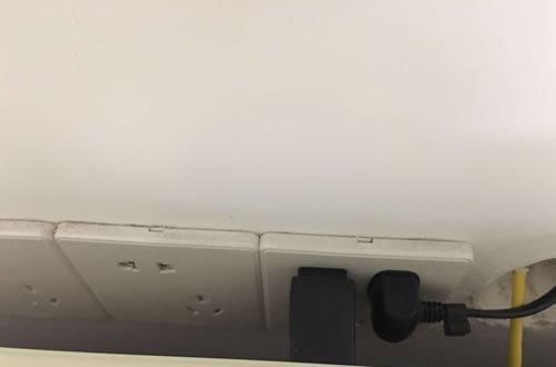 电视背景墙|新房入住我就想哭,当初脑子锈到了,客厅装修留下16件装修遗憾事